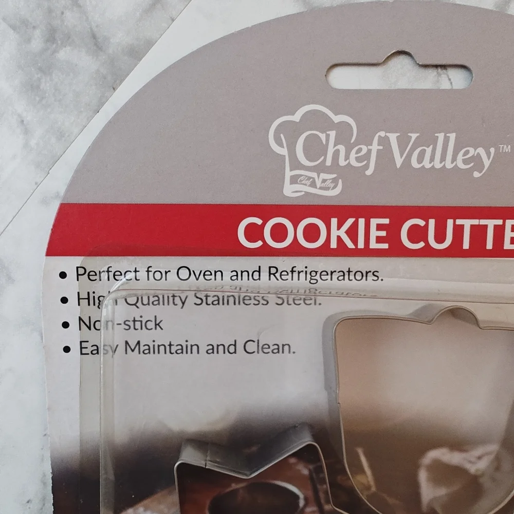 Cookie Cutter Set and Icing Tip Set